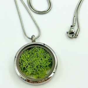 Eternal Moss Locket Pendant Necklace- Lime